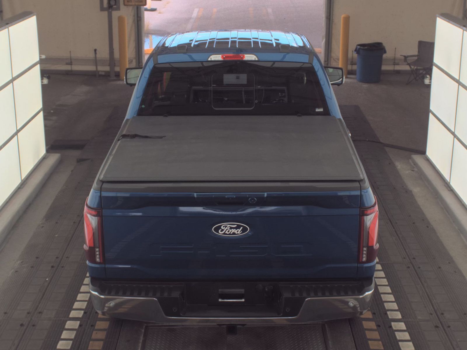 2025 Ford F-150 Hybrid Lariat AWD