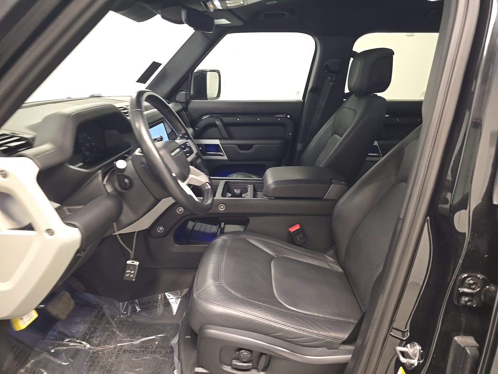 2023 Land Rover Defender 110 SE AWD