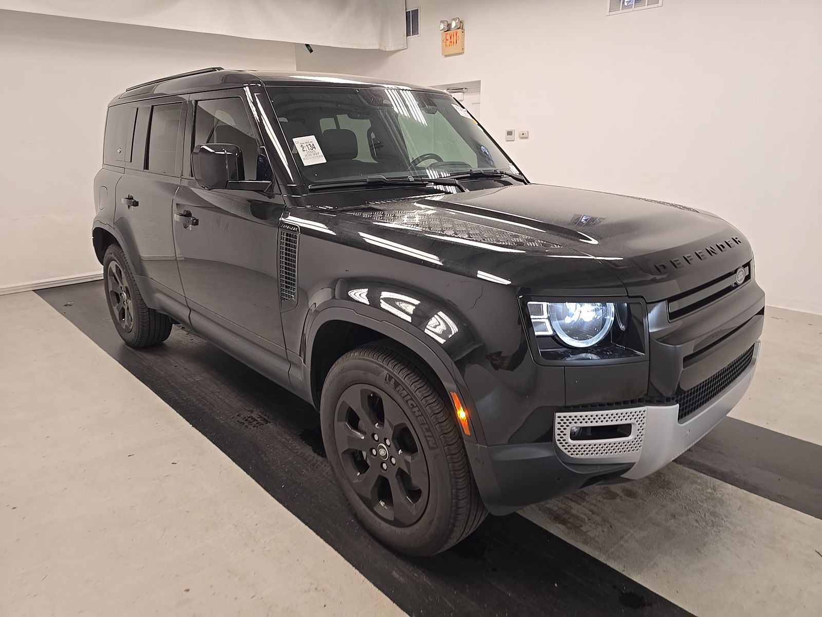 2023 Land Rover Defender 110 SE AWD