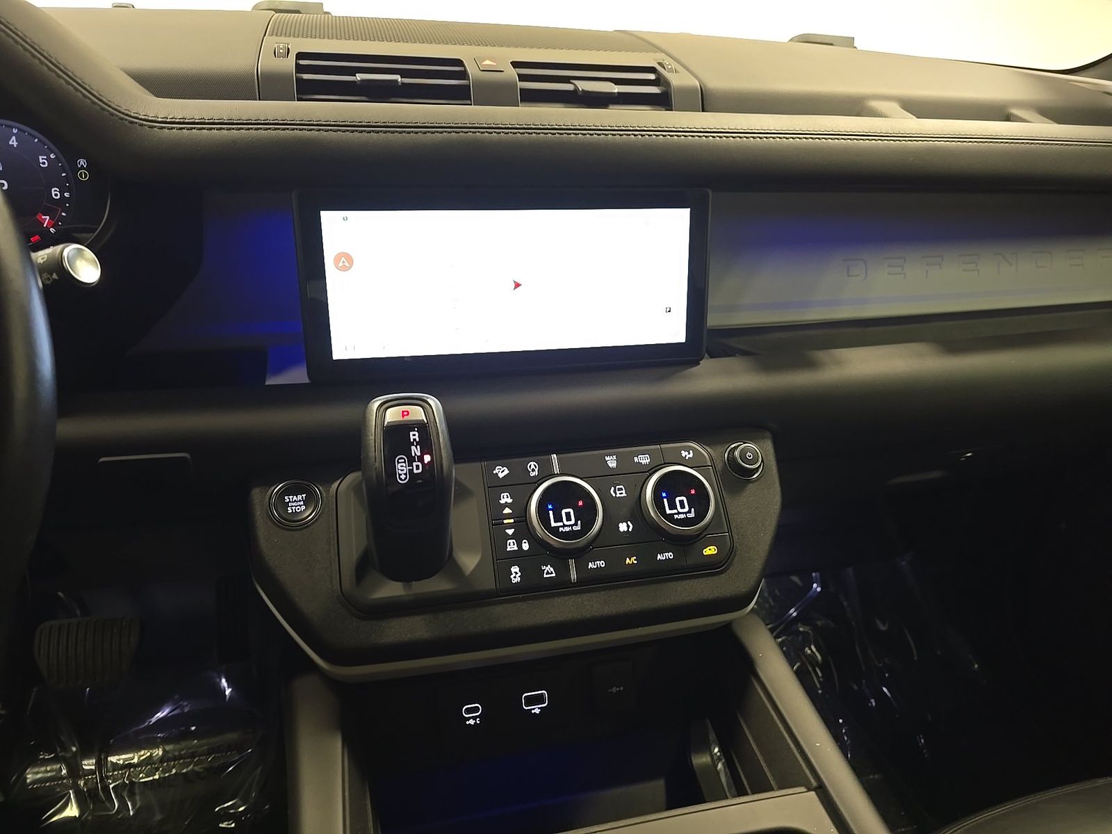 2023 Land Rover Defender 110 SE AWD