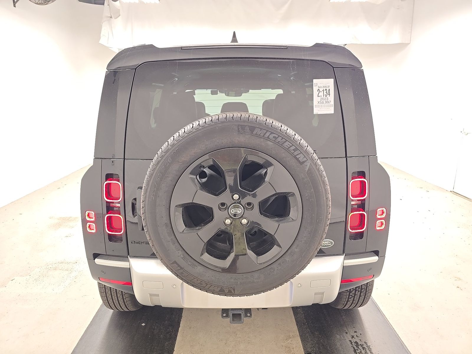 2023 Land Rover Defender 110 SE AWD