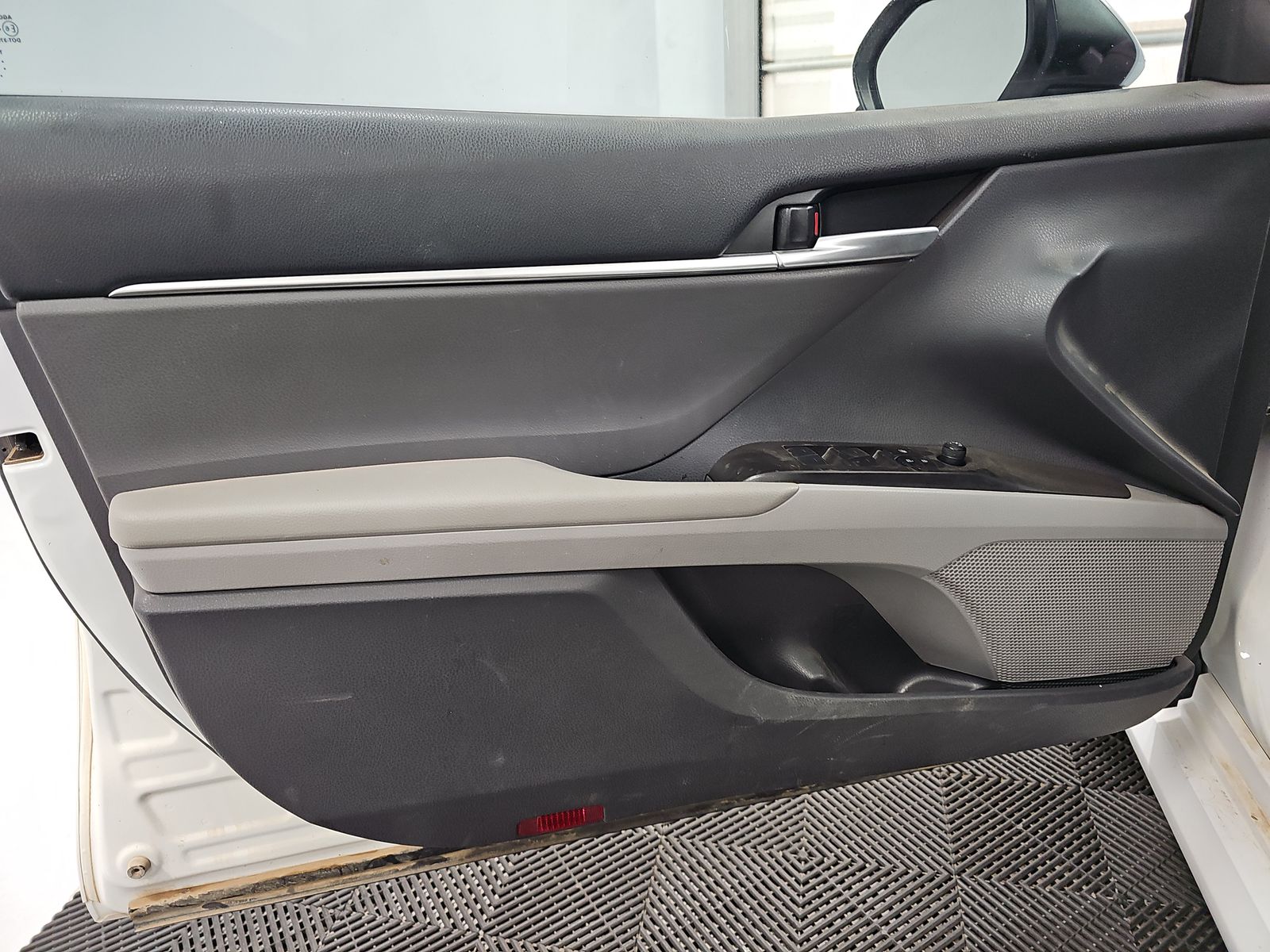 2024 Toyota Camry LE FWD