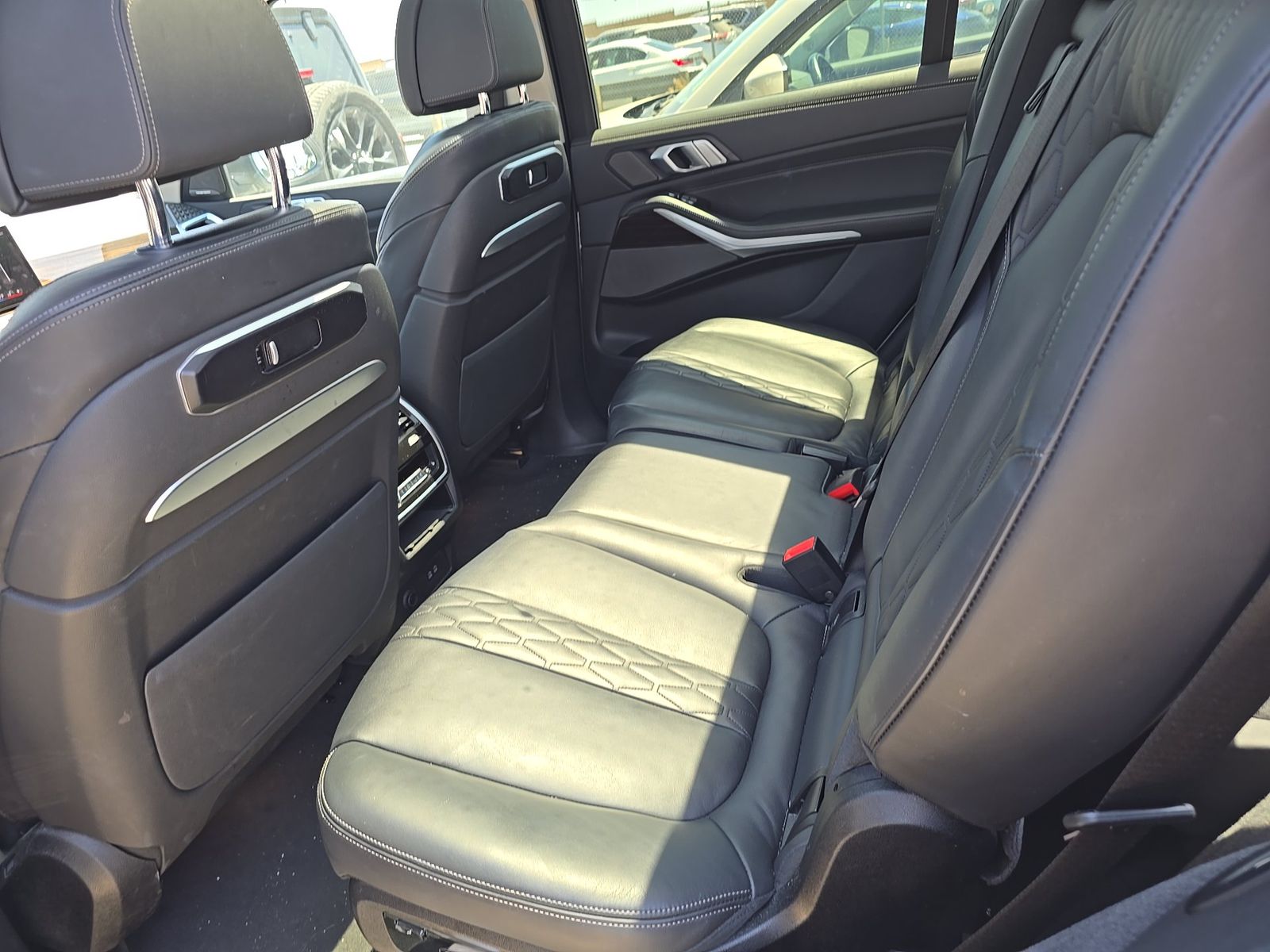 2025 BMW X7 xDrive40i AWD