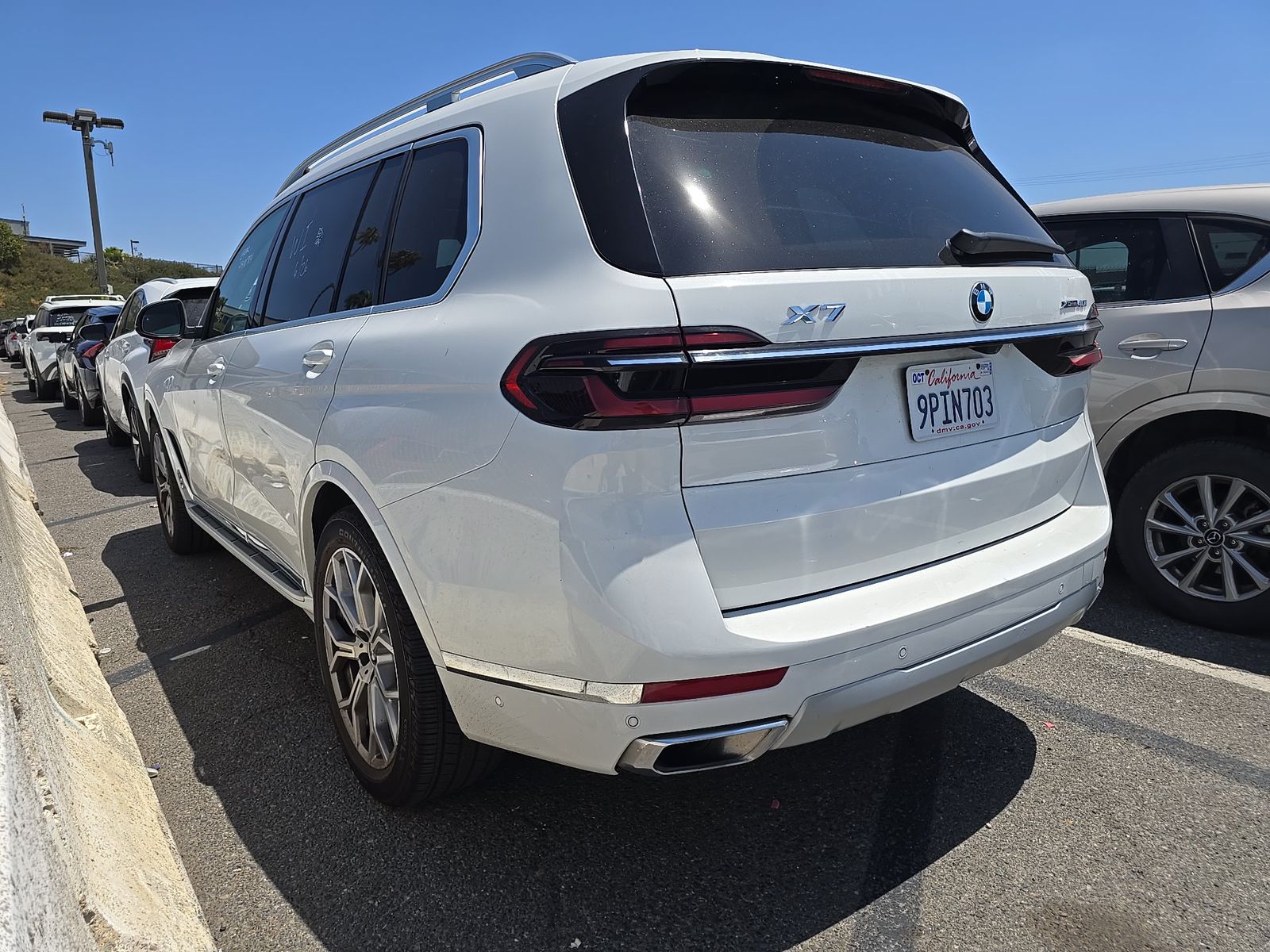 2025 BMW X7 xDrive40i AWD