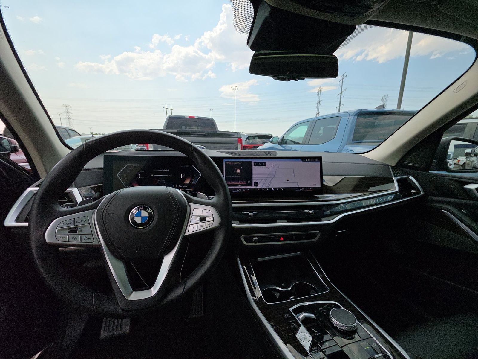 2025 BMW X7 xDrive40i AWD