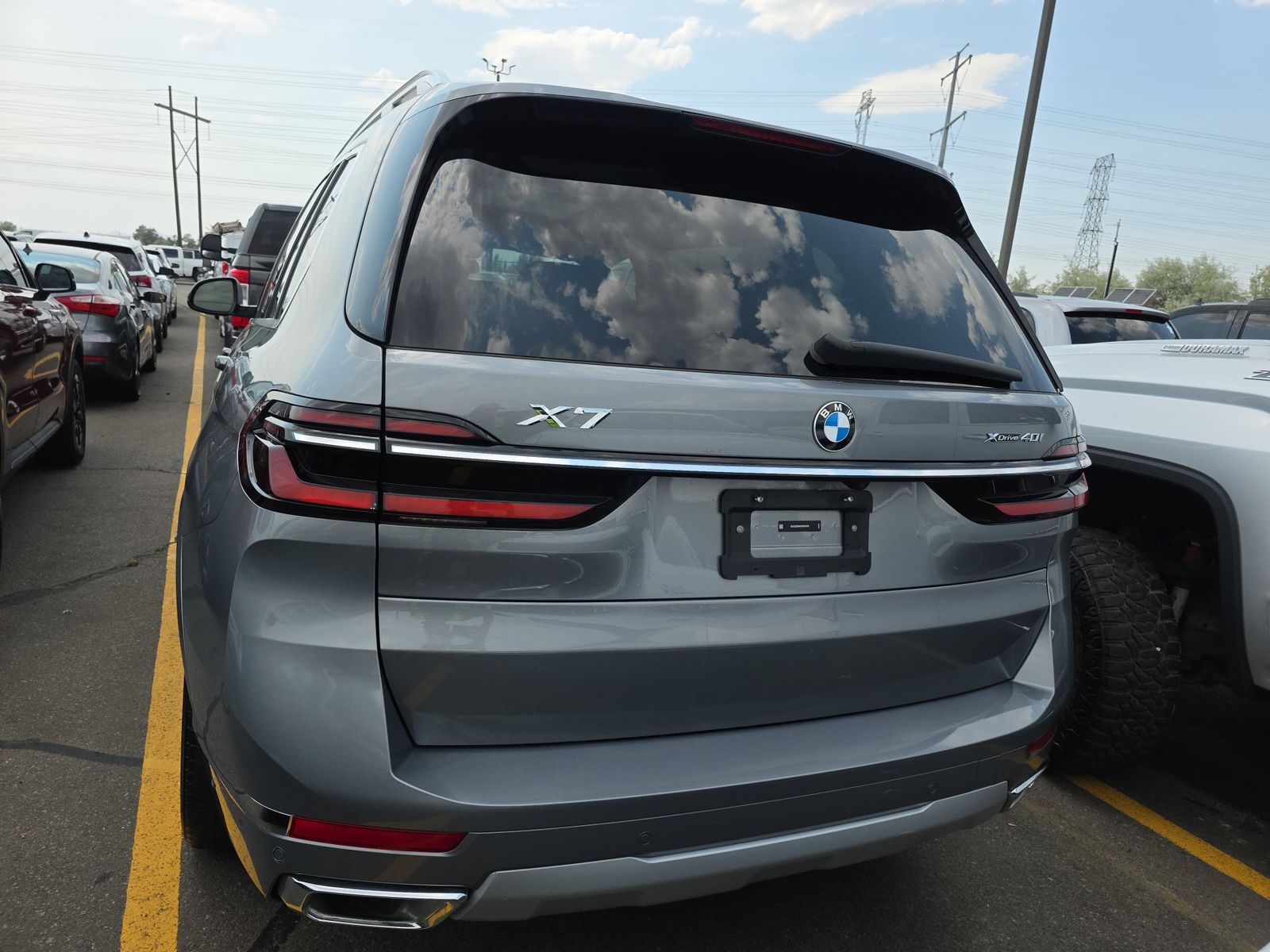 2025 BMW X7 xDrive40i AWD