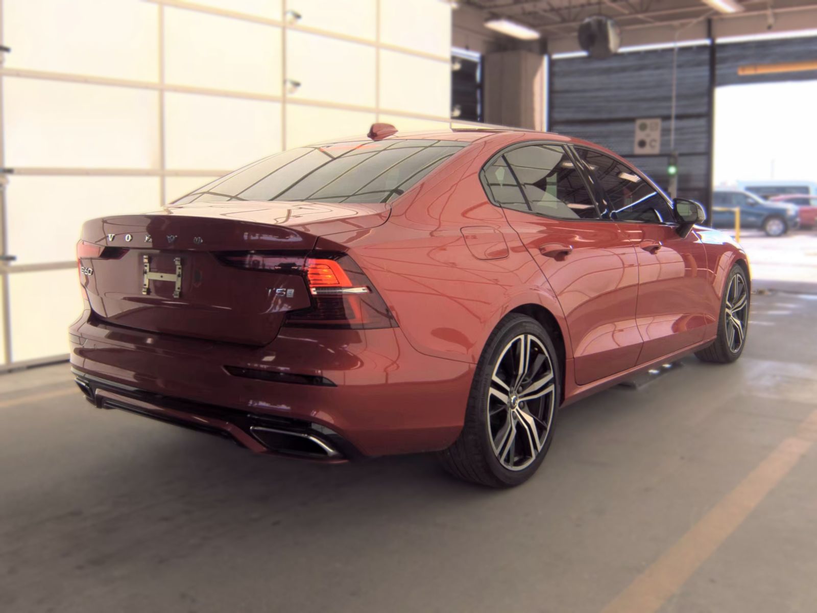 2019 Volvo S60 T5 R-Design FWD
