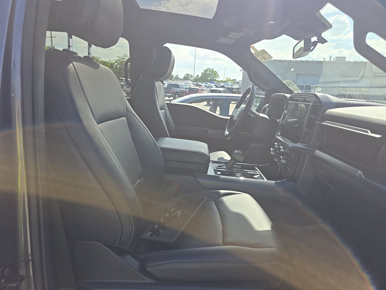 2025 Ford F-150 Hybrid XLT AWD