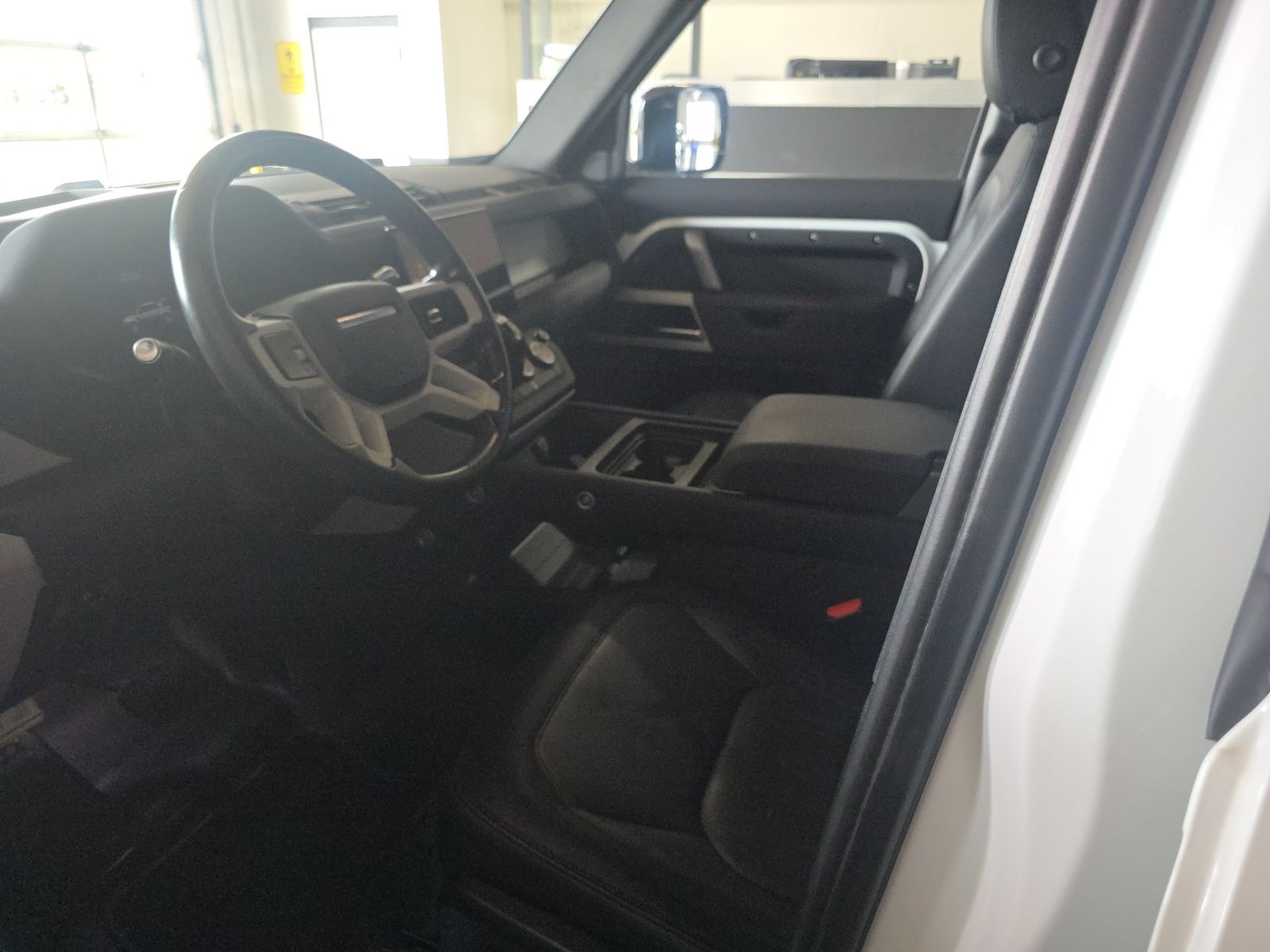 2022 Land Rover Defender 110 X-Dynamic SE AWD