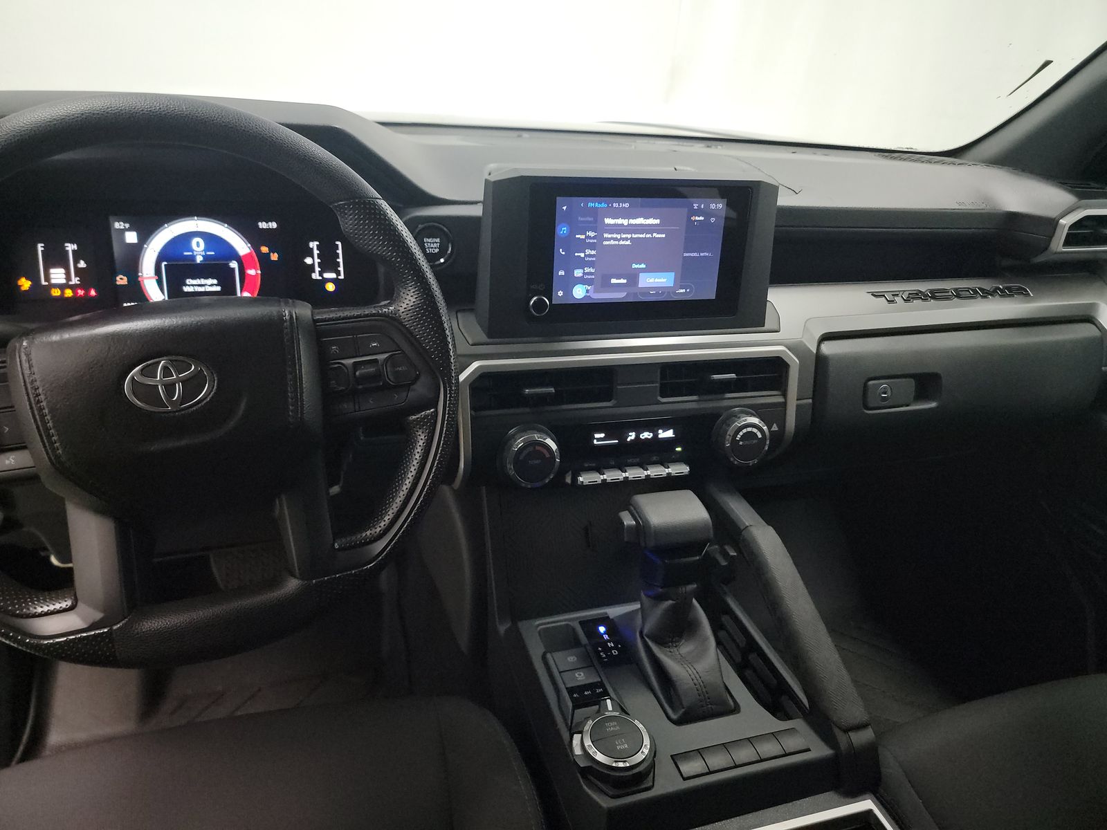 2024 Toyota Tacoma SR5 AWD