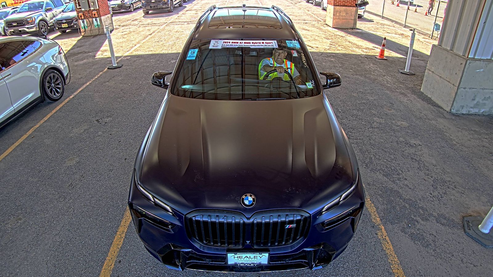2024 BMW X7 M60i AWD