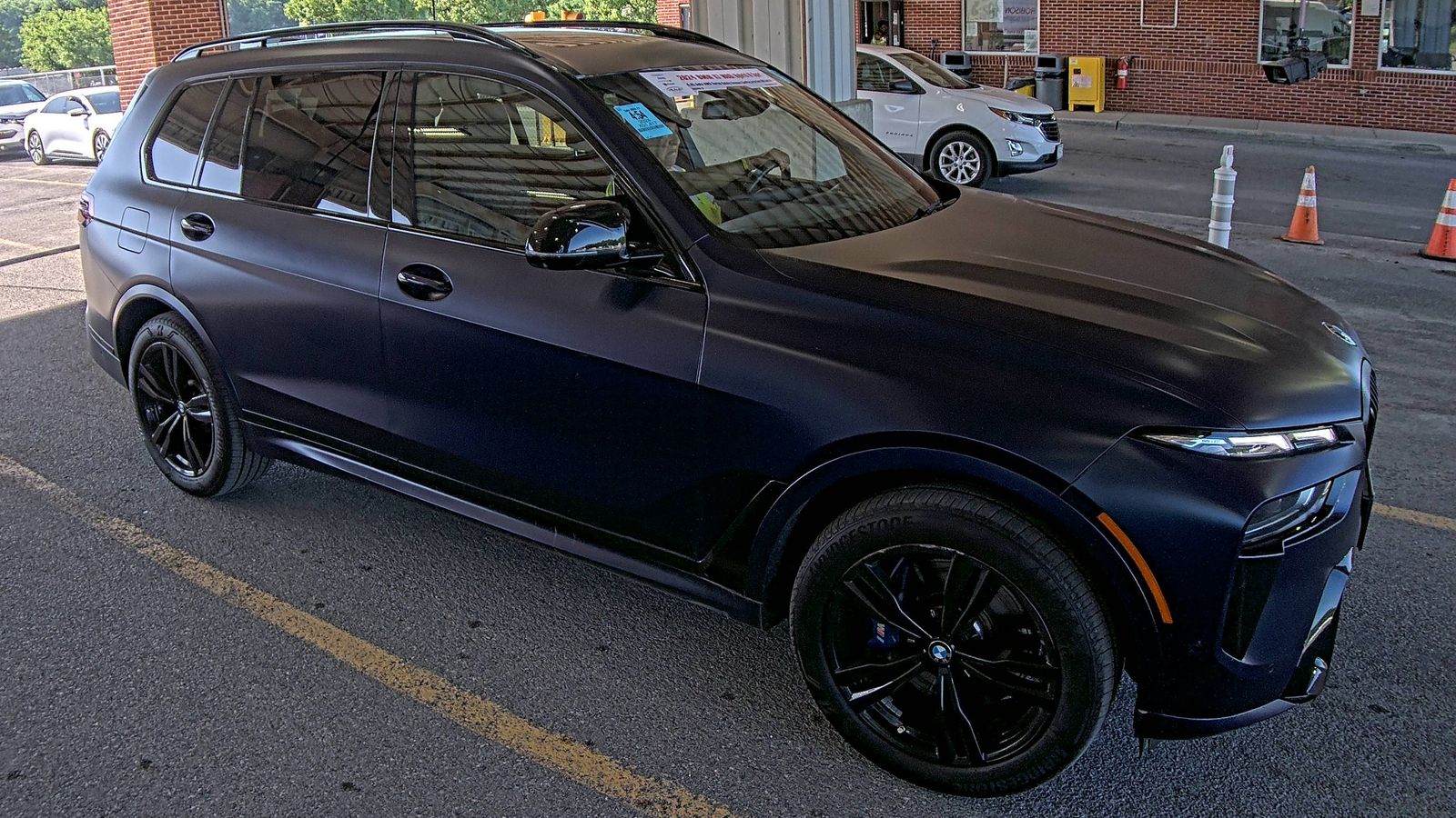 2024 BMW X7 M60i AWD