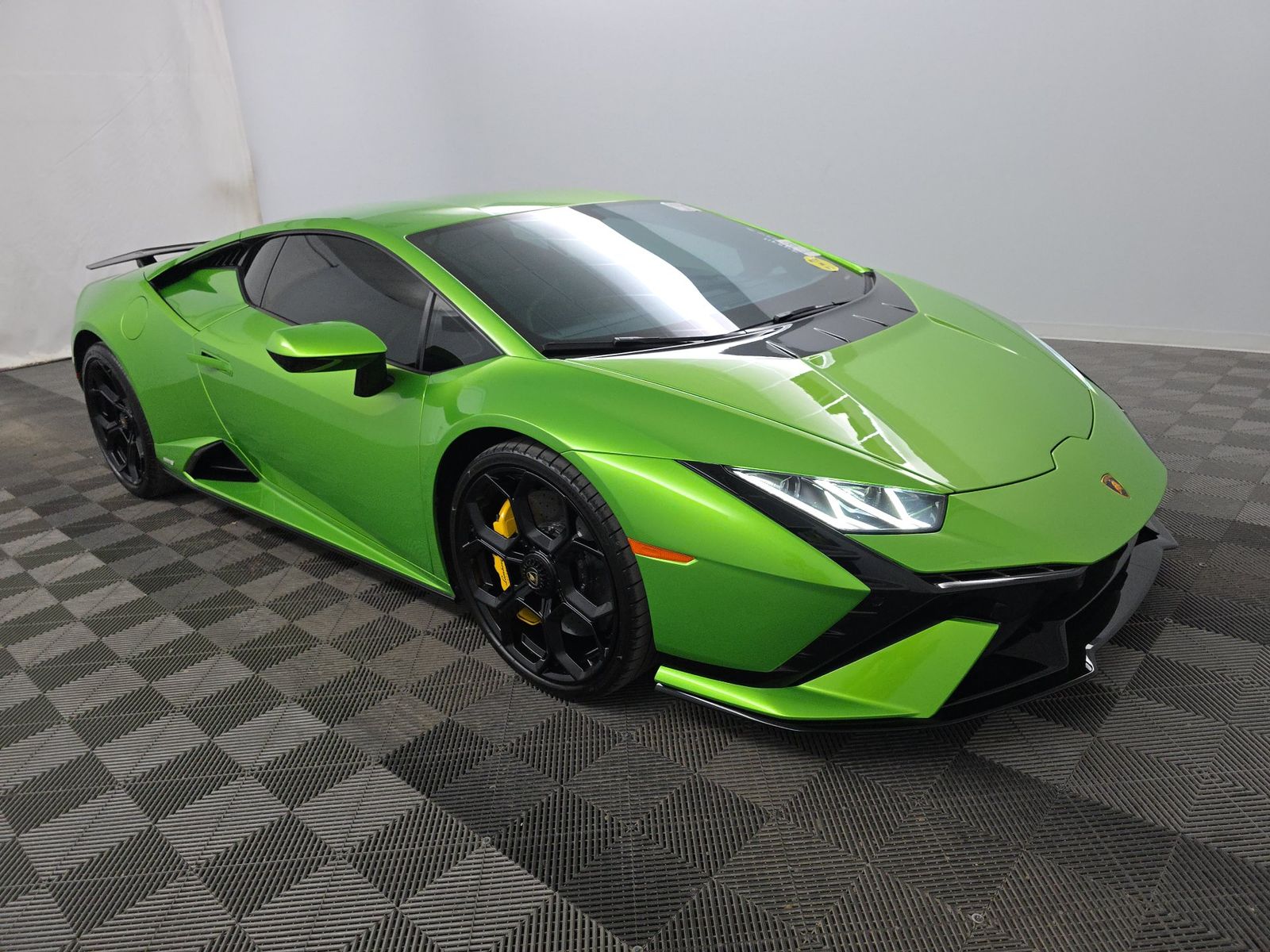 2024 Lamborghini Huracan Tecnica RWD