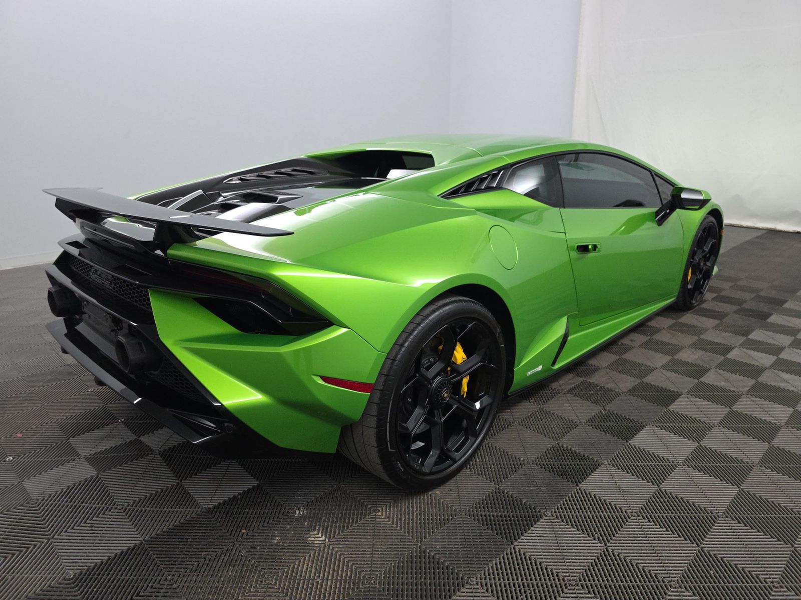 2024 Lamborghini Huracan Tecnica RWD