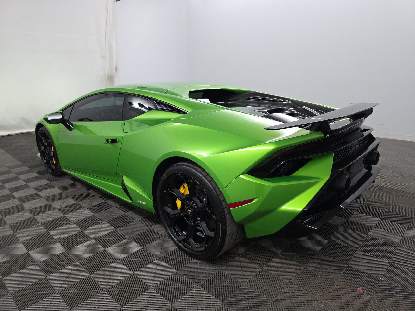 2024 Lamborghini Huracan Tecnica RWD