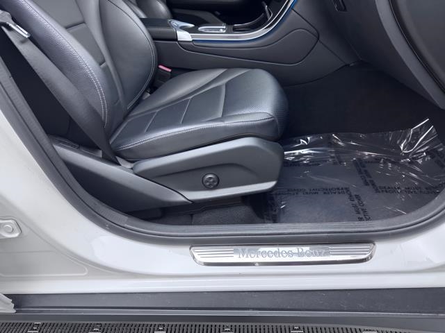 2022 Mercedes-Benz GLC GLC 300 AWD