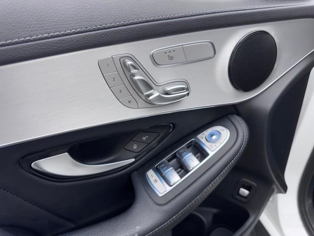 2022 Mercedes-Benz GLC GLC 300 AWD