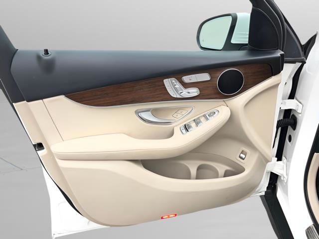 2022 Mercedes-Benz GLC GLC 300 AWD
