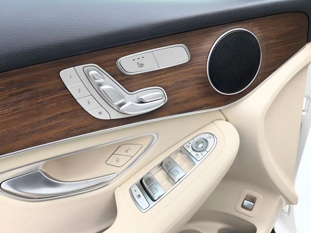 2022 Mercedes-Benz GLC GLC 300 AWD