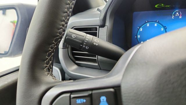 2025 Ford F-150 Hybrid XLT AWD
