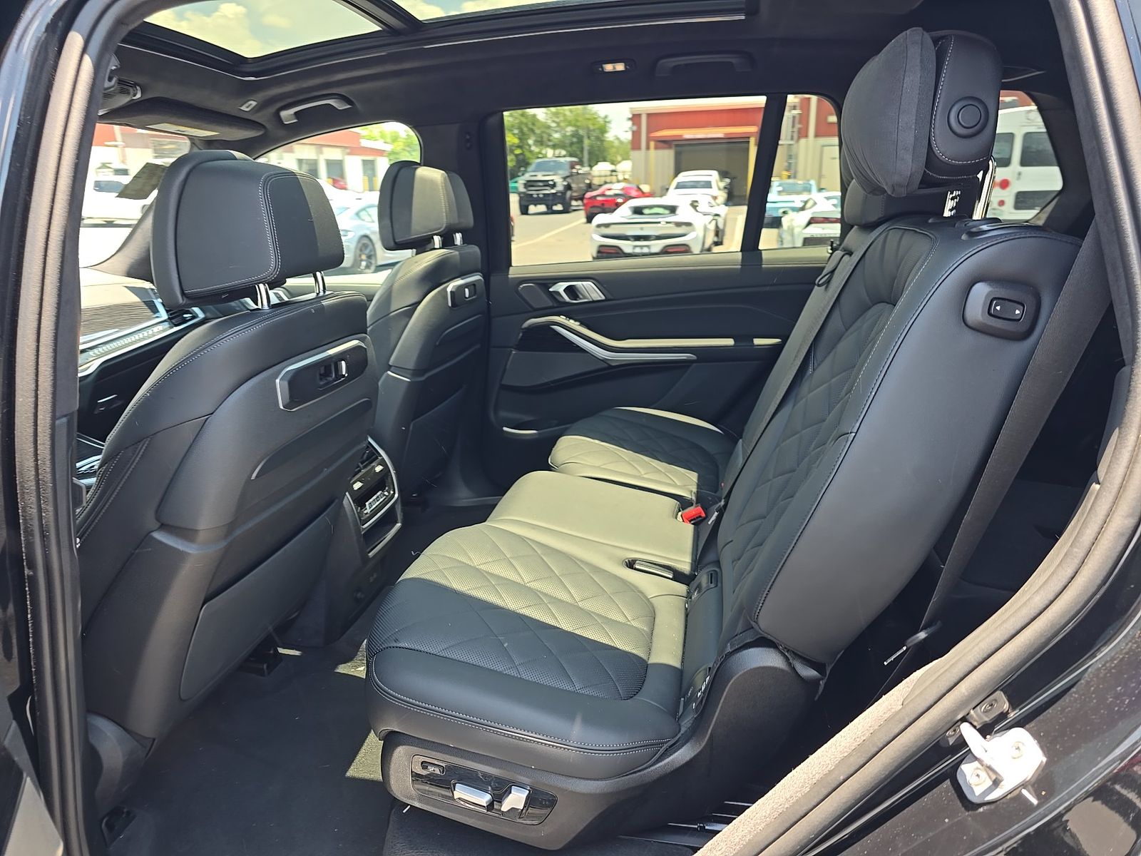 2024 BMW X7 xDrive40i AWD