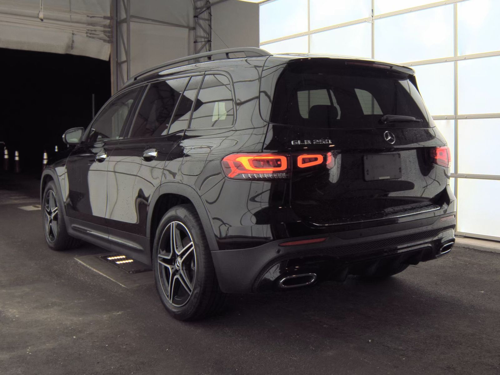 2023 Mercedes-Benz GLB GLB 250 FWD