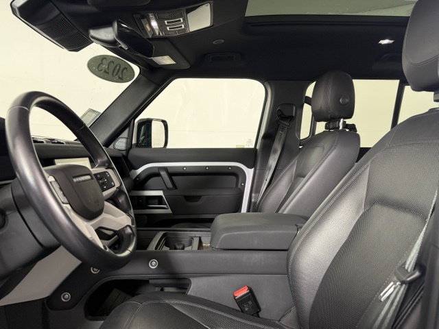 2023 Land Rover Defender 110 SE AWD