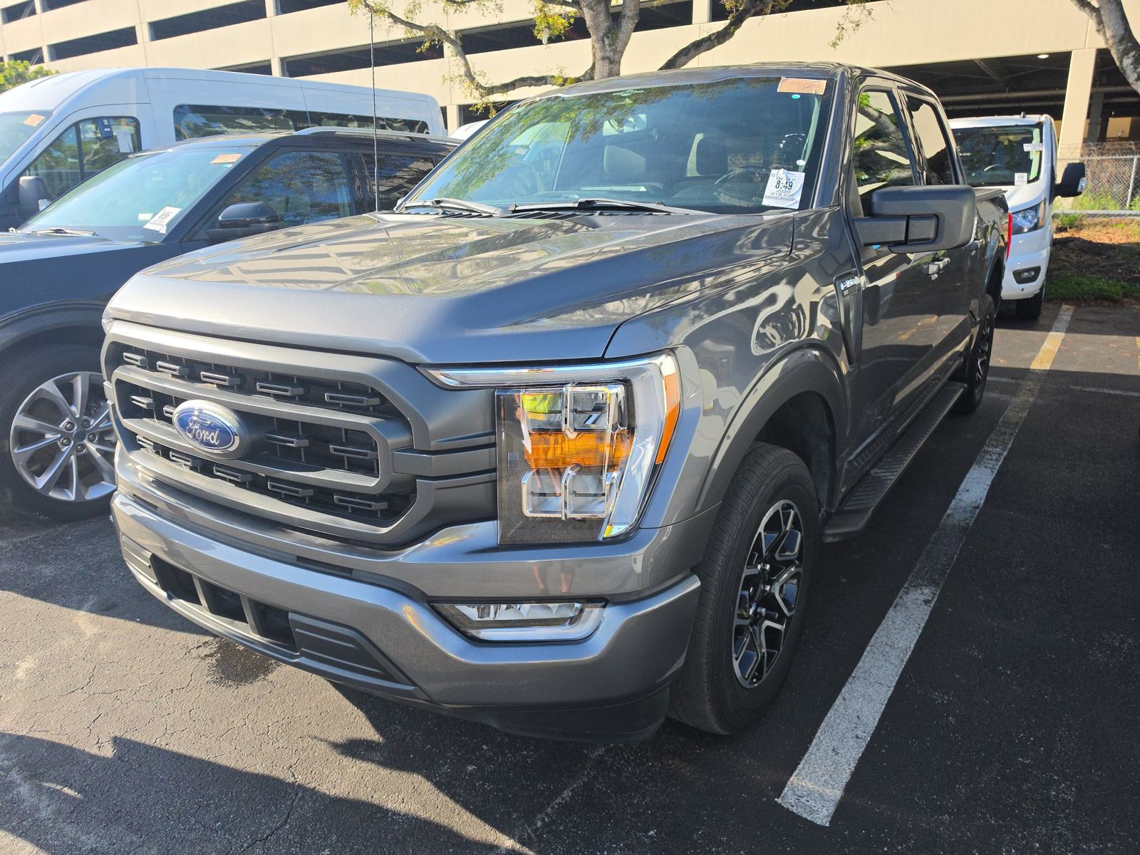 2023 Ford F-150 XLT RWD