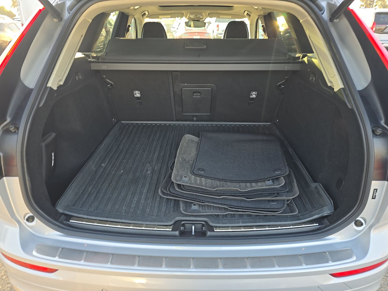 2023 Volvo XC60 B5 Plus AWD
