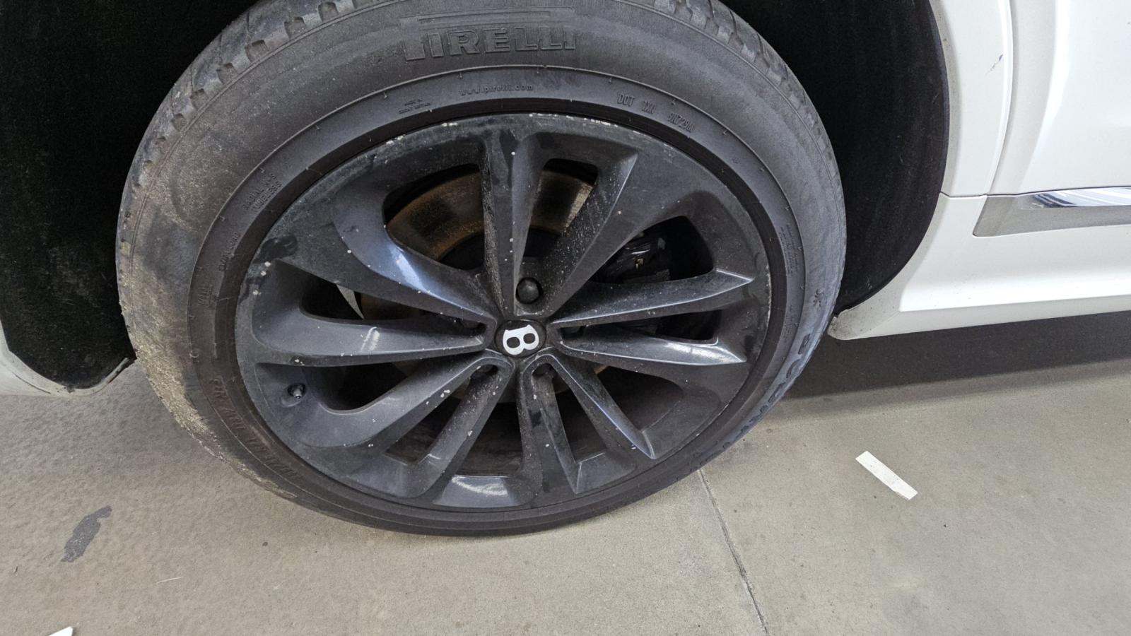 2023 Bentley Bentayga EWB Base AWD