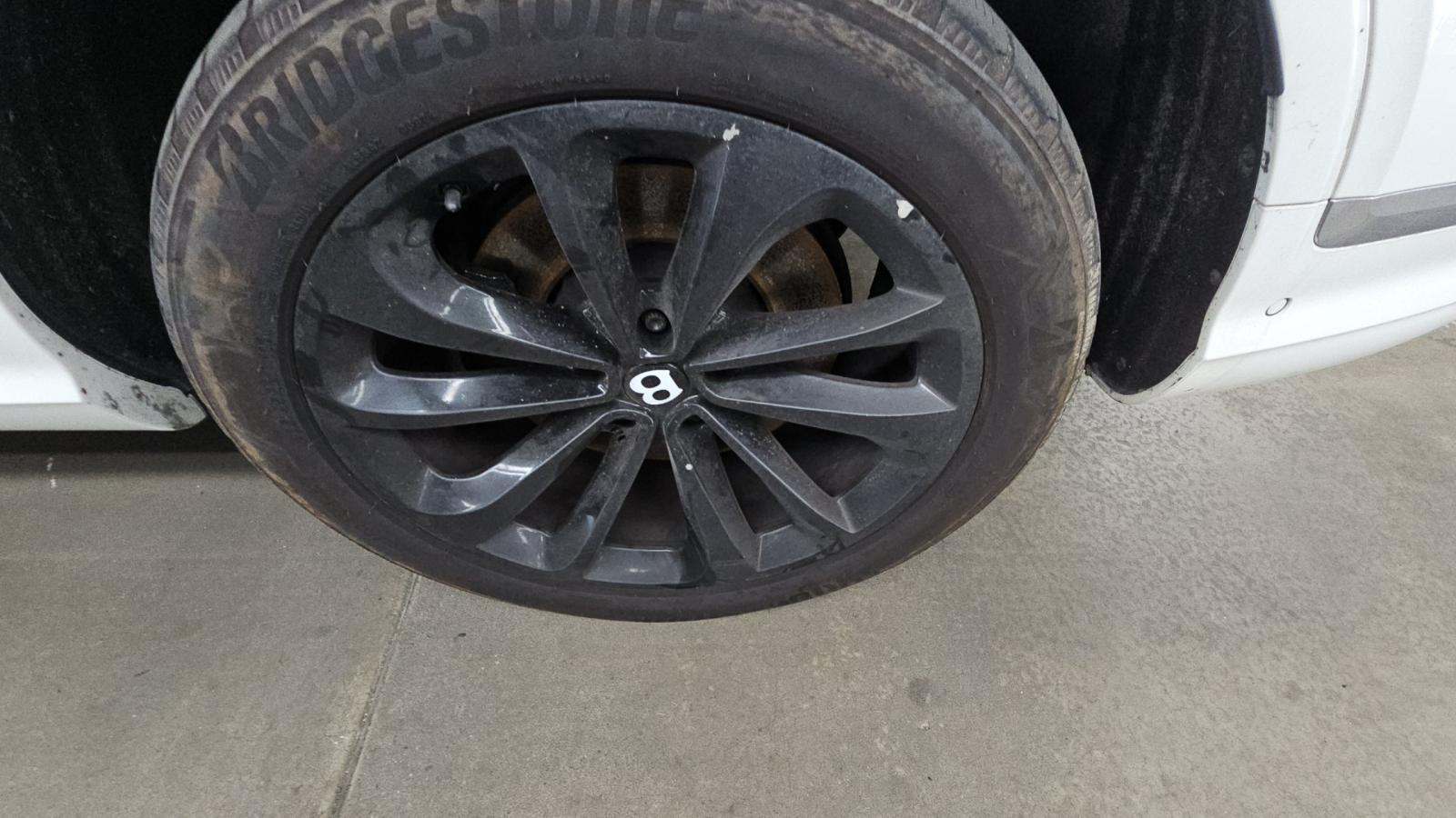 2023 Bentley Bentayga EWB Base AWD