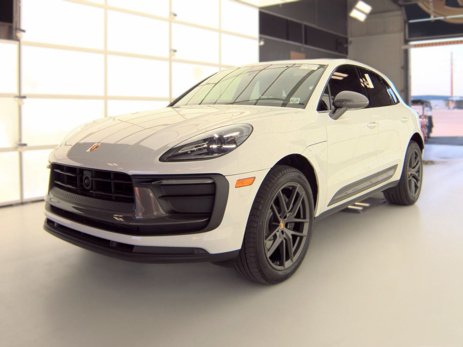 2024 Porsche Macan T AWD