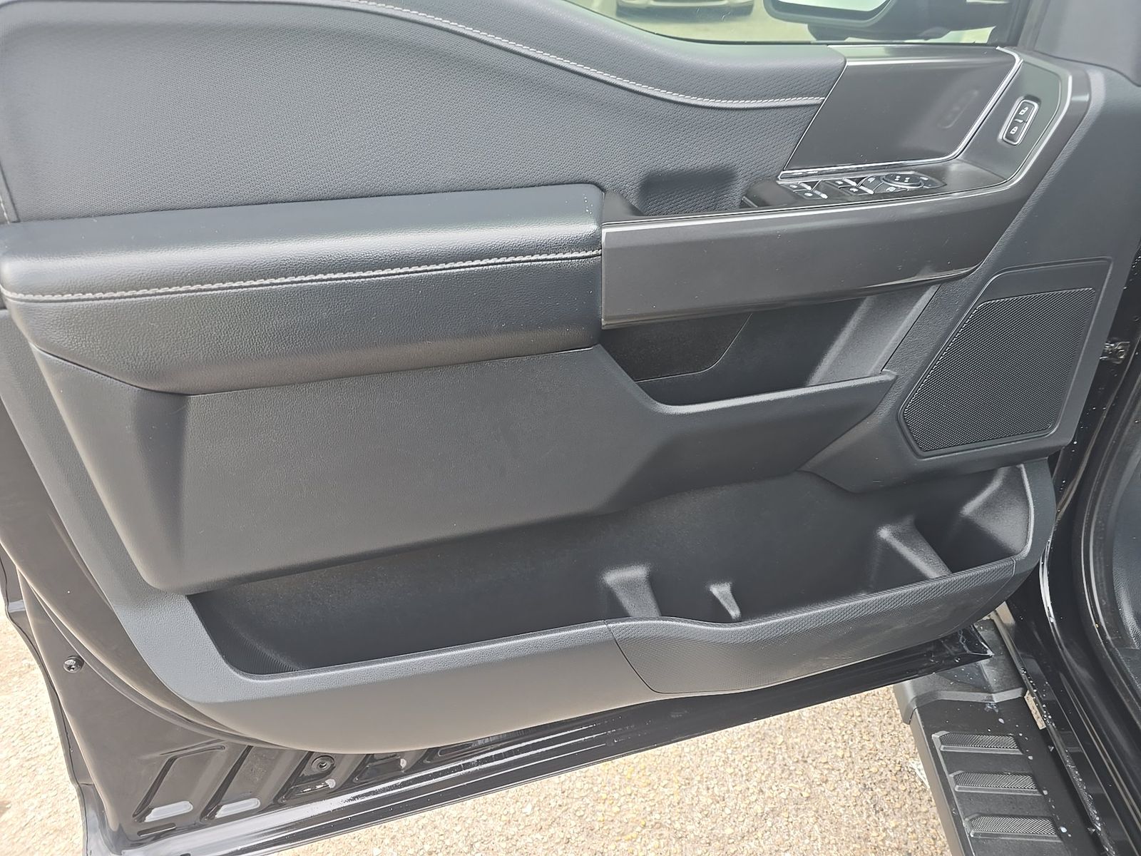 2024 Ford F-150 Hybrid XLT AWD