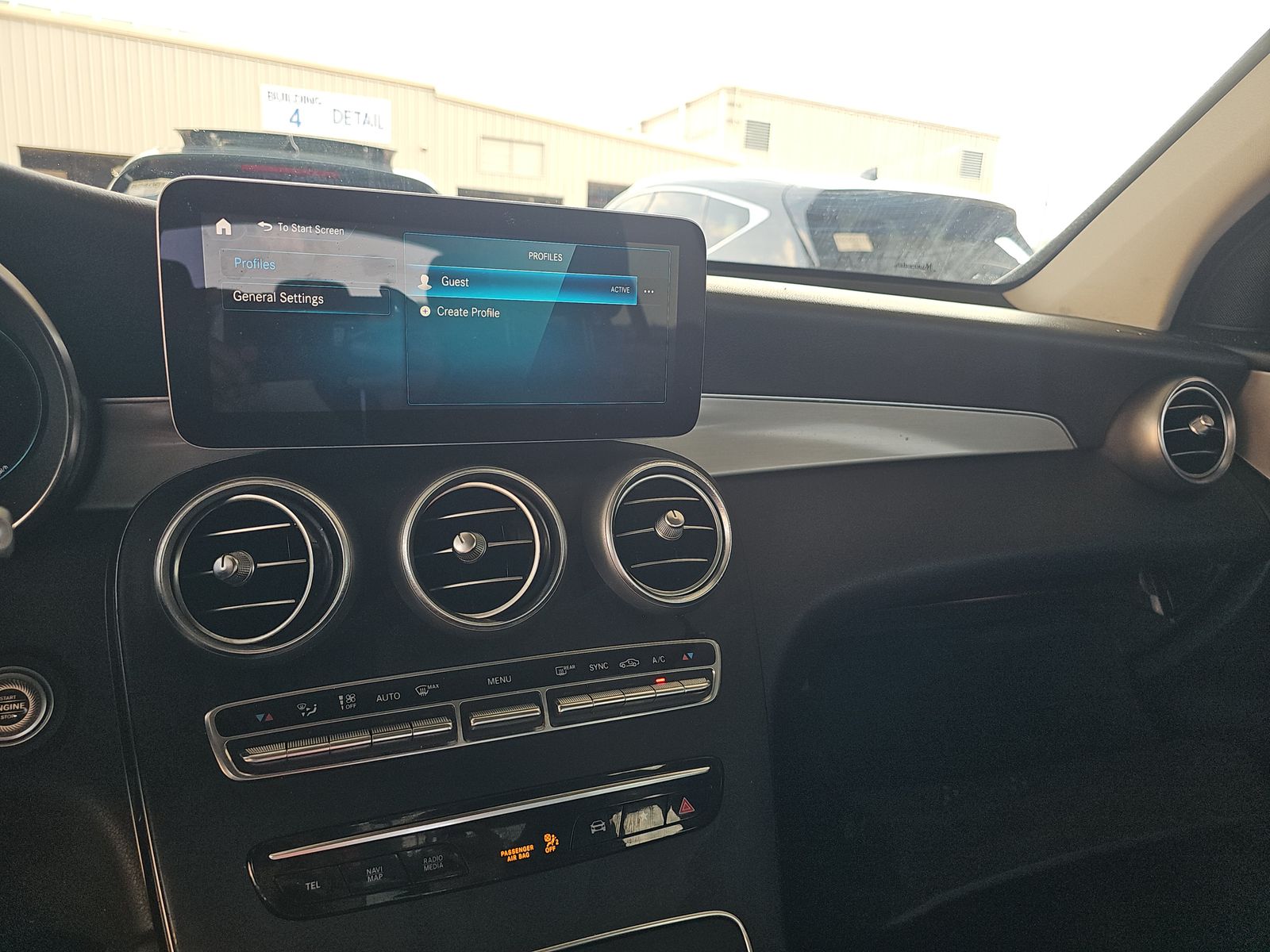 2022 Mercedes-Benz GLC GLC 300 RWD