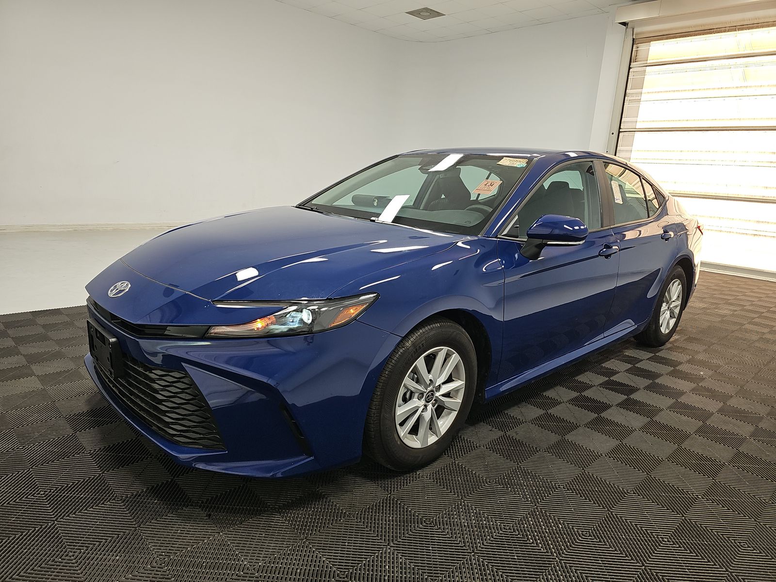 2026 Toyota Camry LE FWD