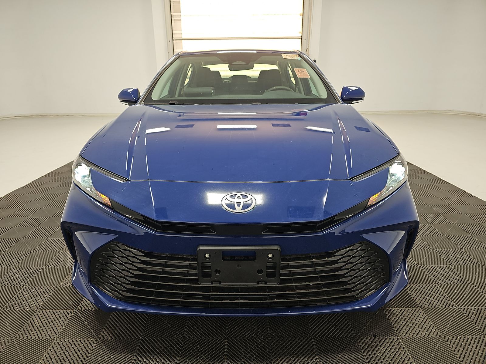 2026 Toyota Camry LE FWD