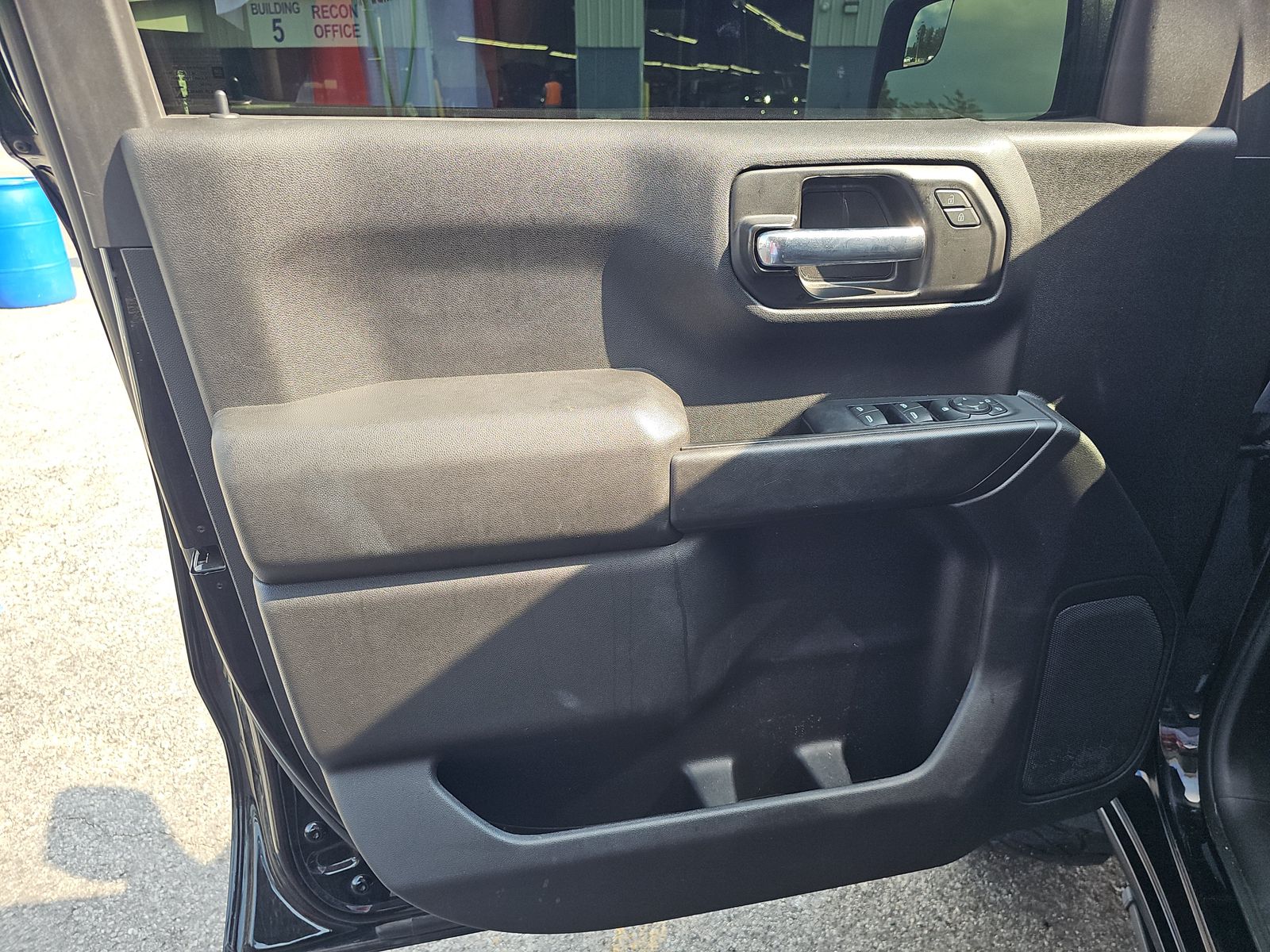 2022 Chevrolet Silverado 1500 Custom Trail Boss AWD