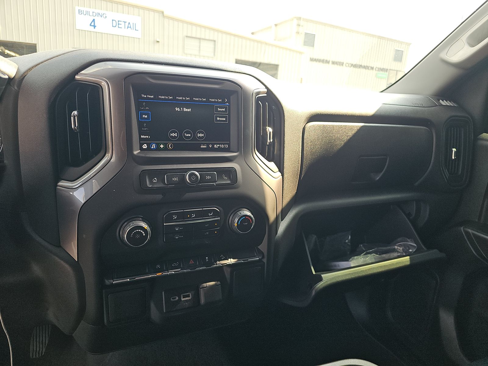 2022 Chevrolet Silverado 1500 Custom Trail Boss AWD