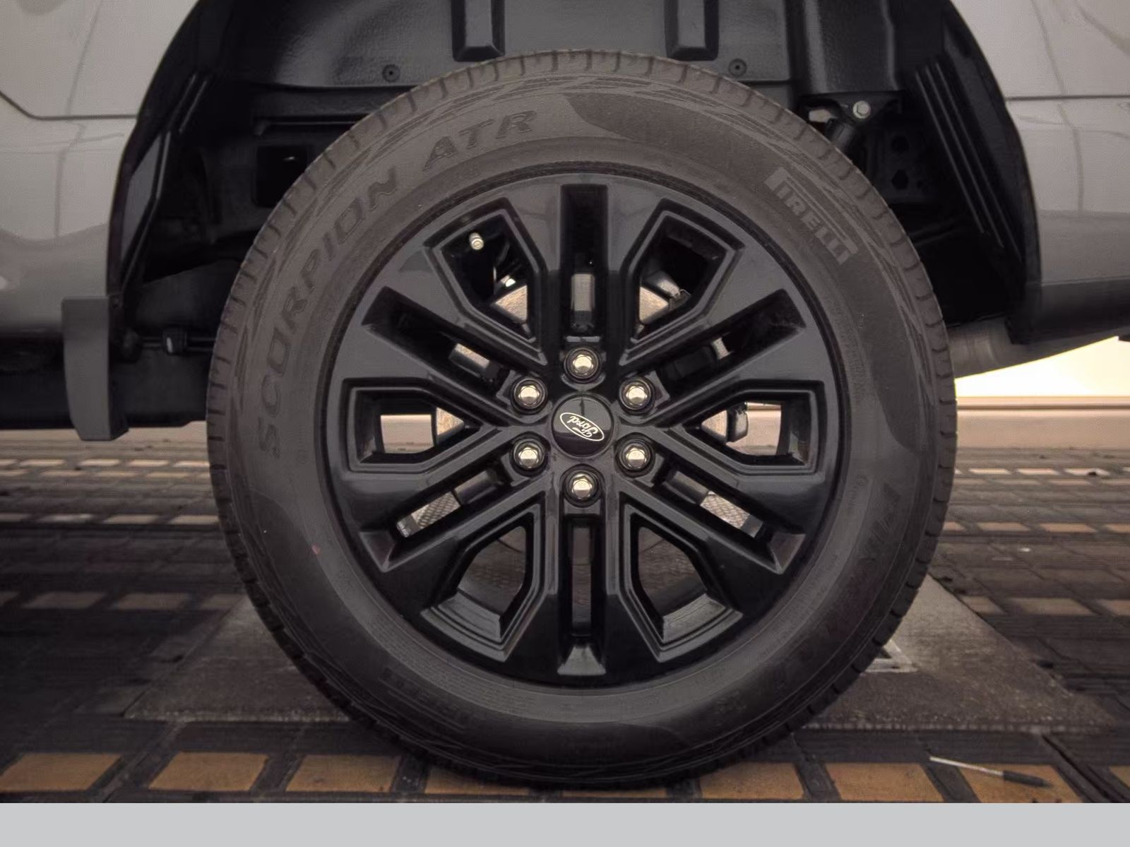 2025 Ford F-150 Hybrid XLT AWD