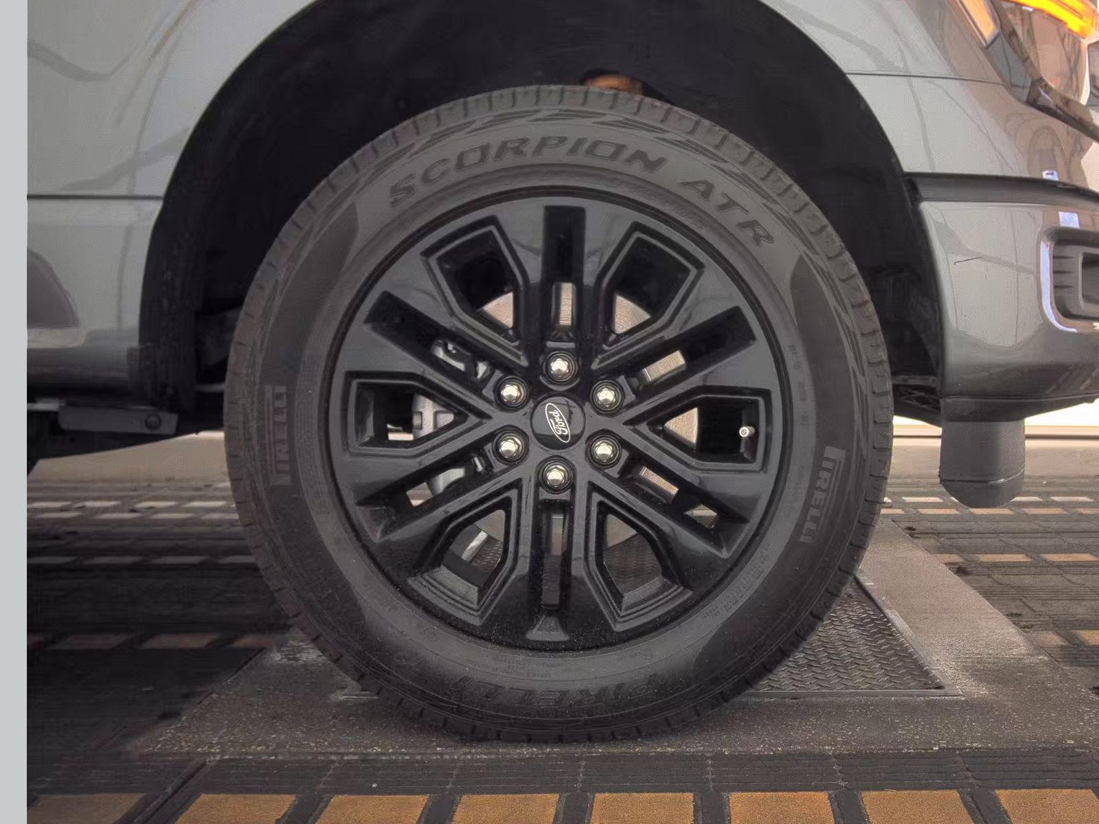 2025 Ford F-150 Hybrid XLT AWD