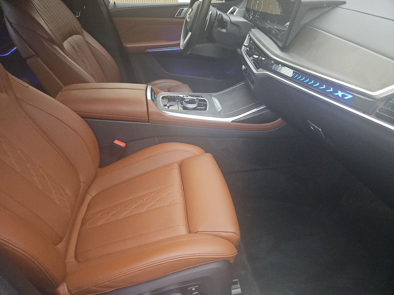 2024 BMW X7 xDrive40i AWD