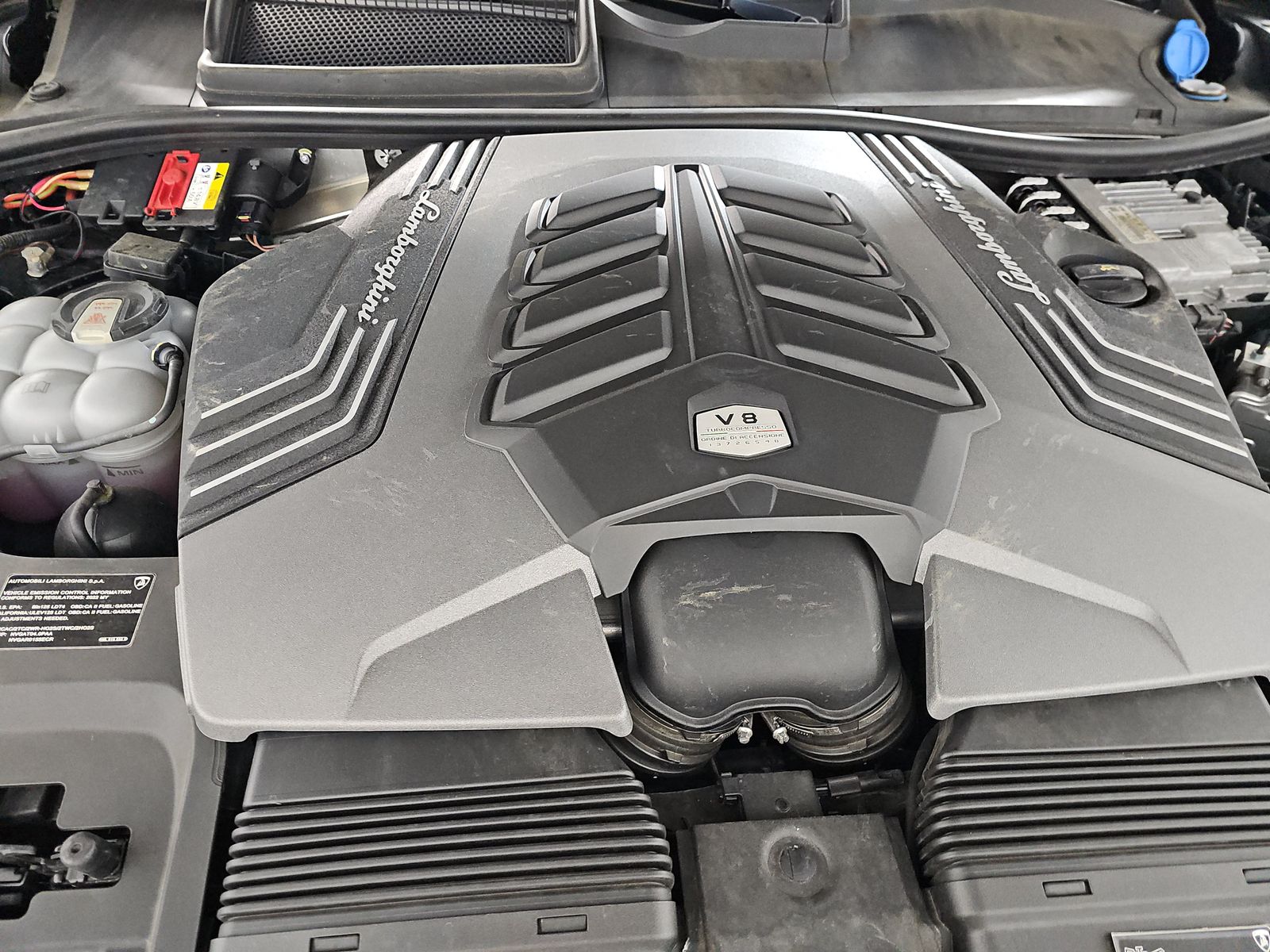 2022 Lamborghini Urus Base AWD