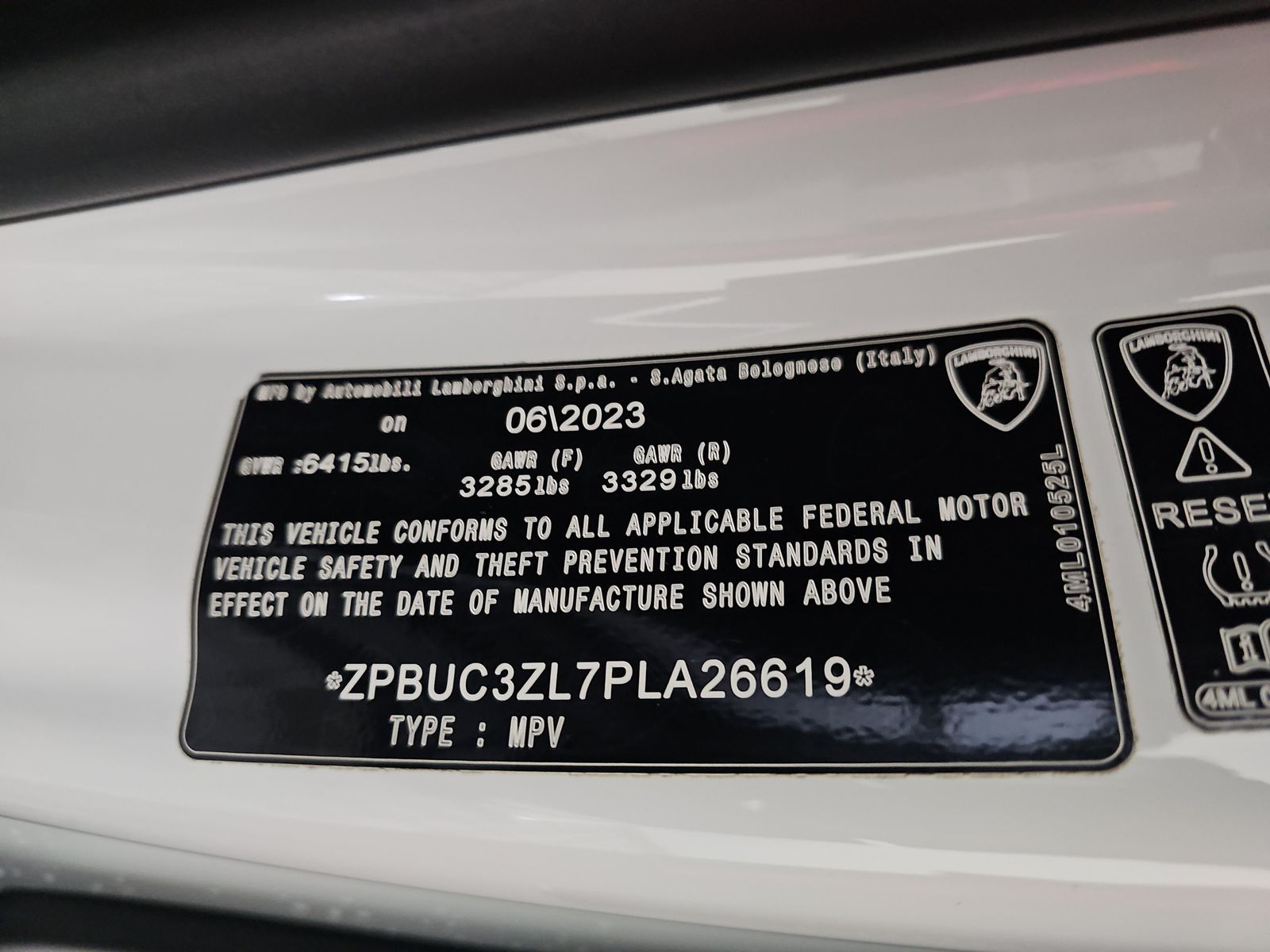 2023 Lamborghini Urus Performante AWD
