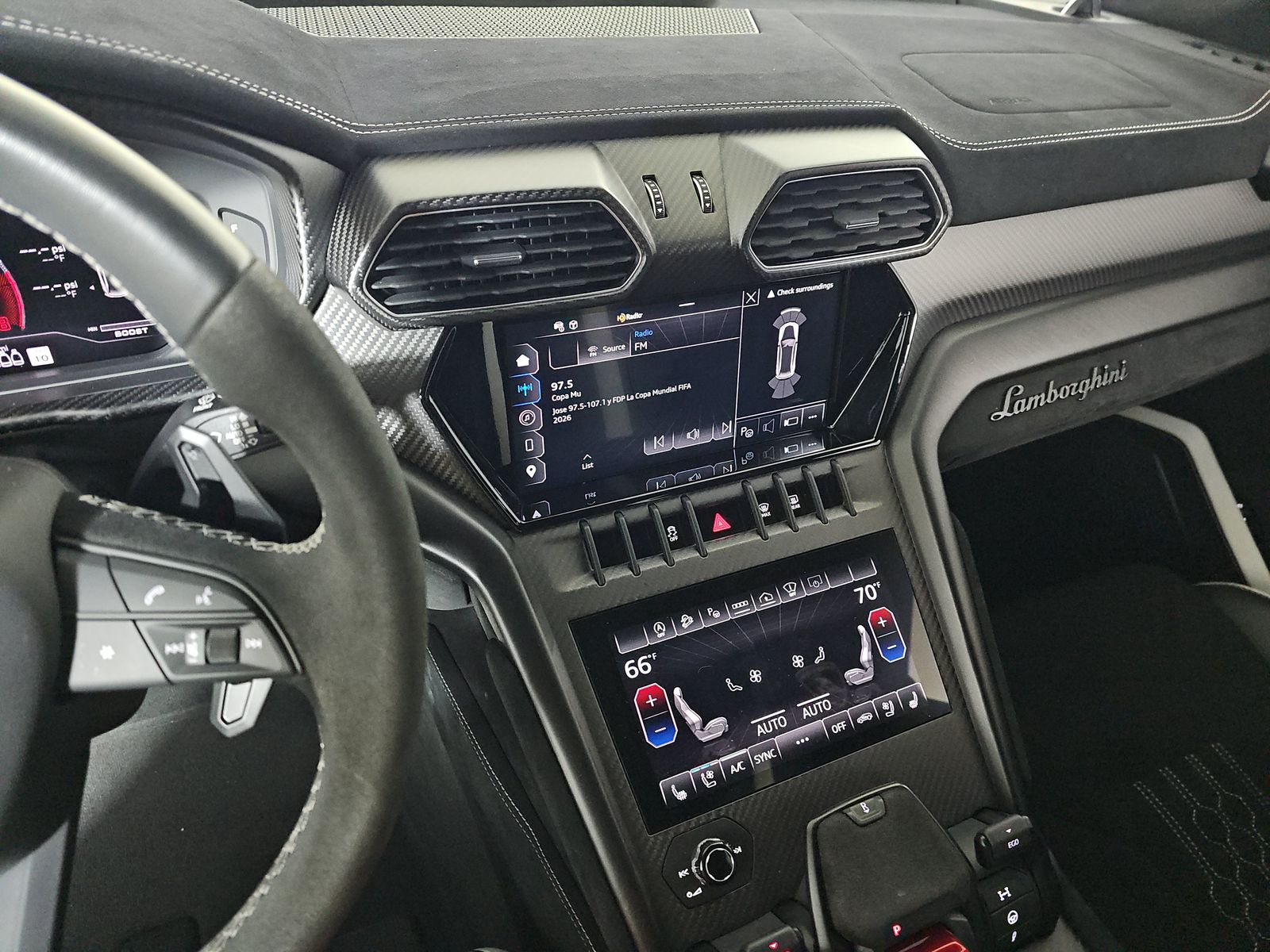 2023 Lamborghini Urus Performante AWD