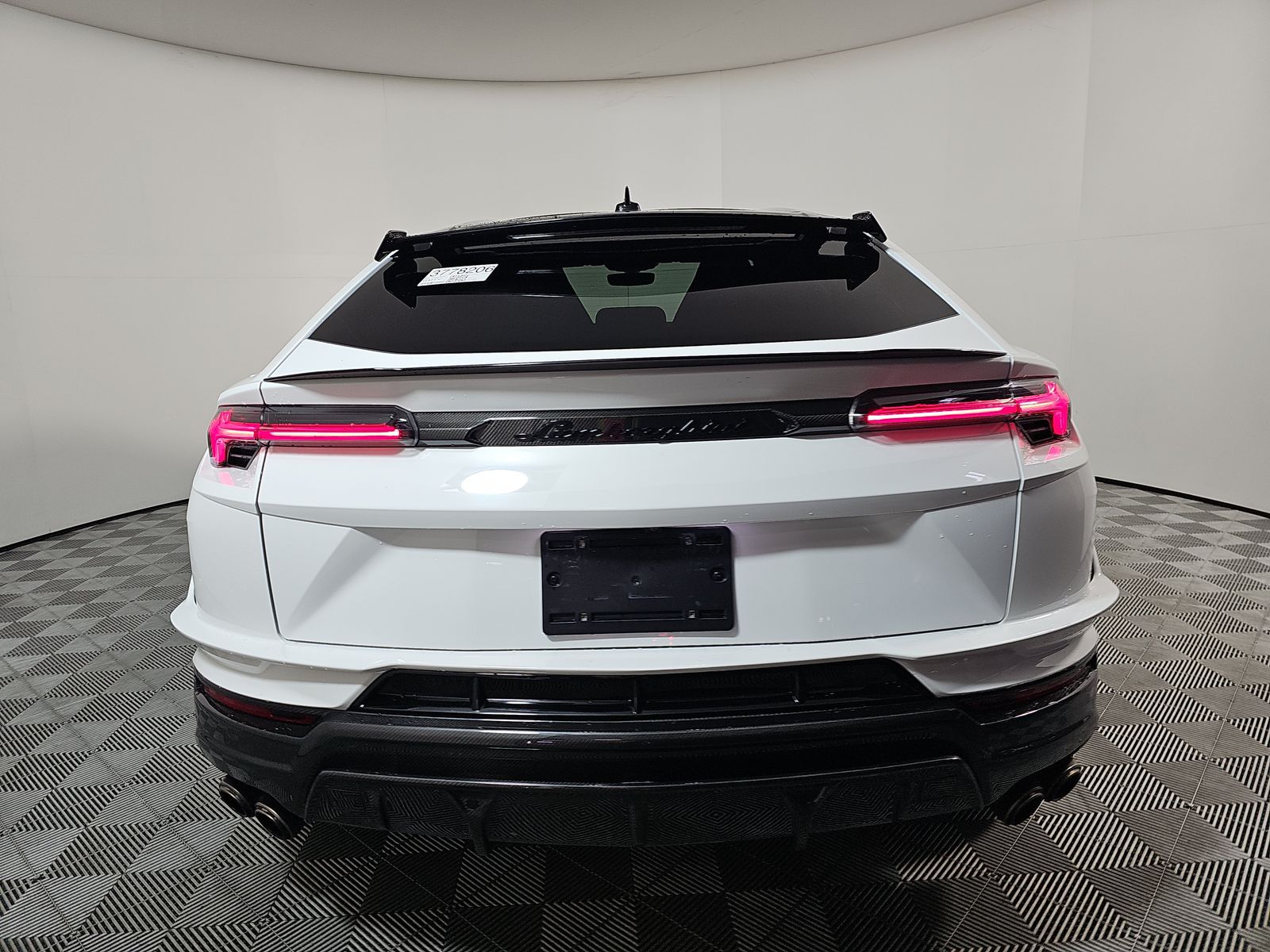2023 Lamborghini Urus Performante AWD