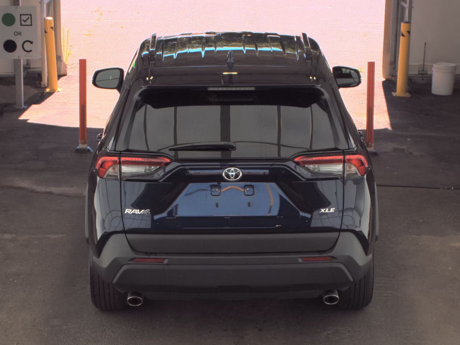 2025 Toyota RAV4 XLE FWD