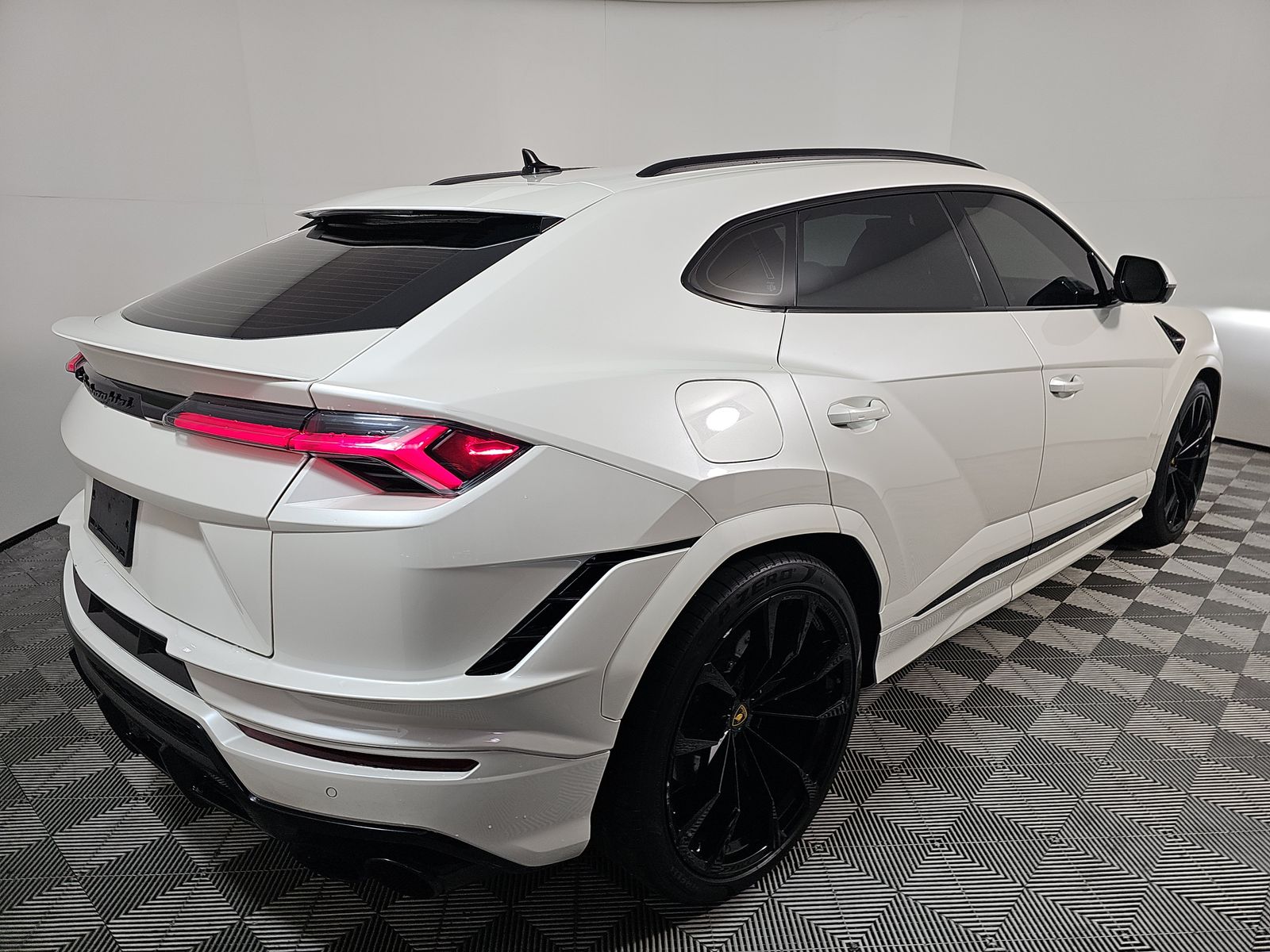 2024 Lamborghini Urus S AWD