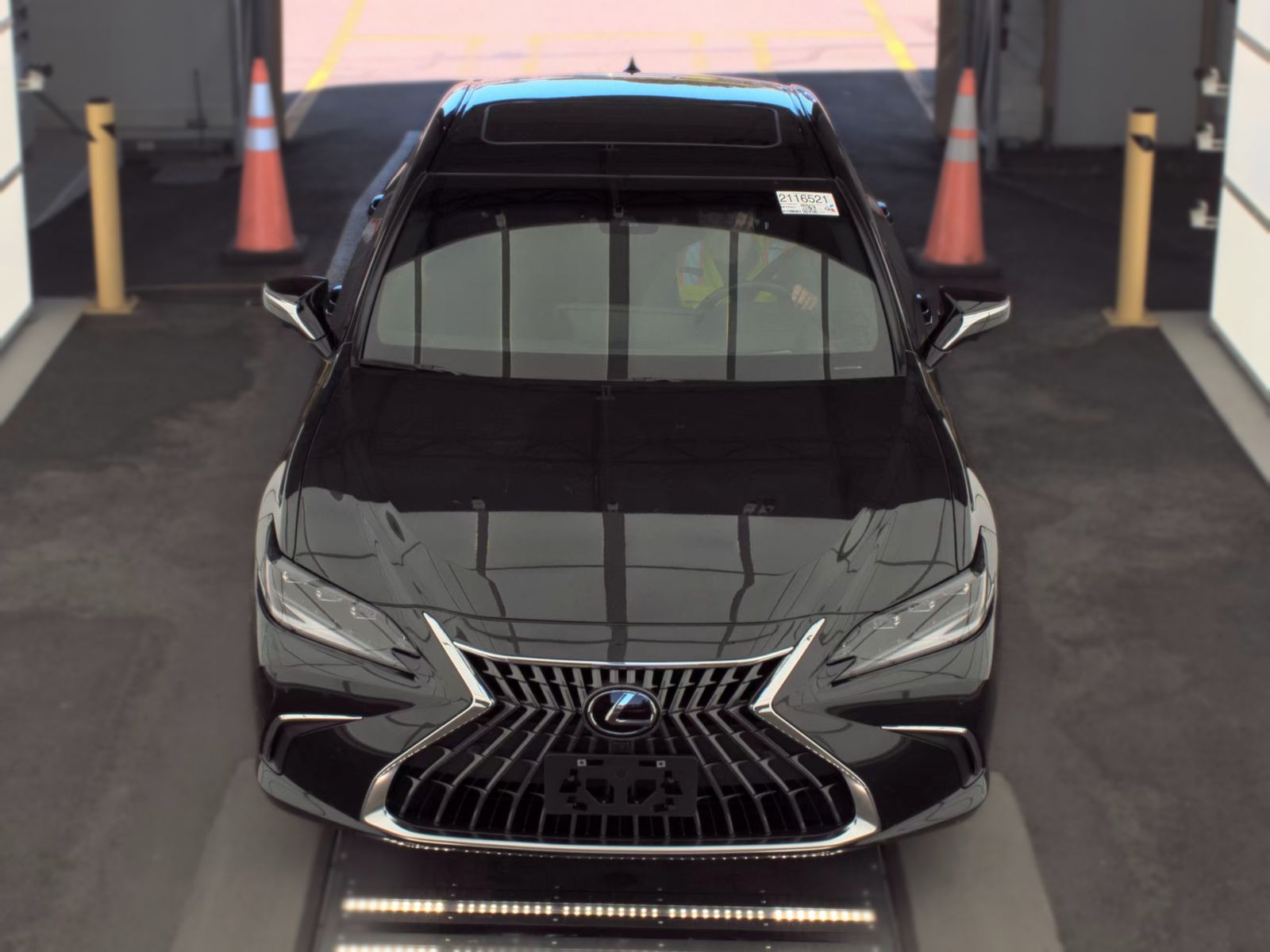 2023 Lexus ES ES 300h Ultra Luxury FWD