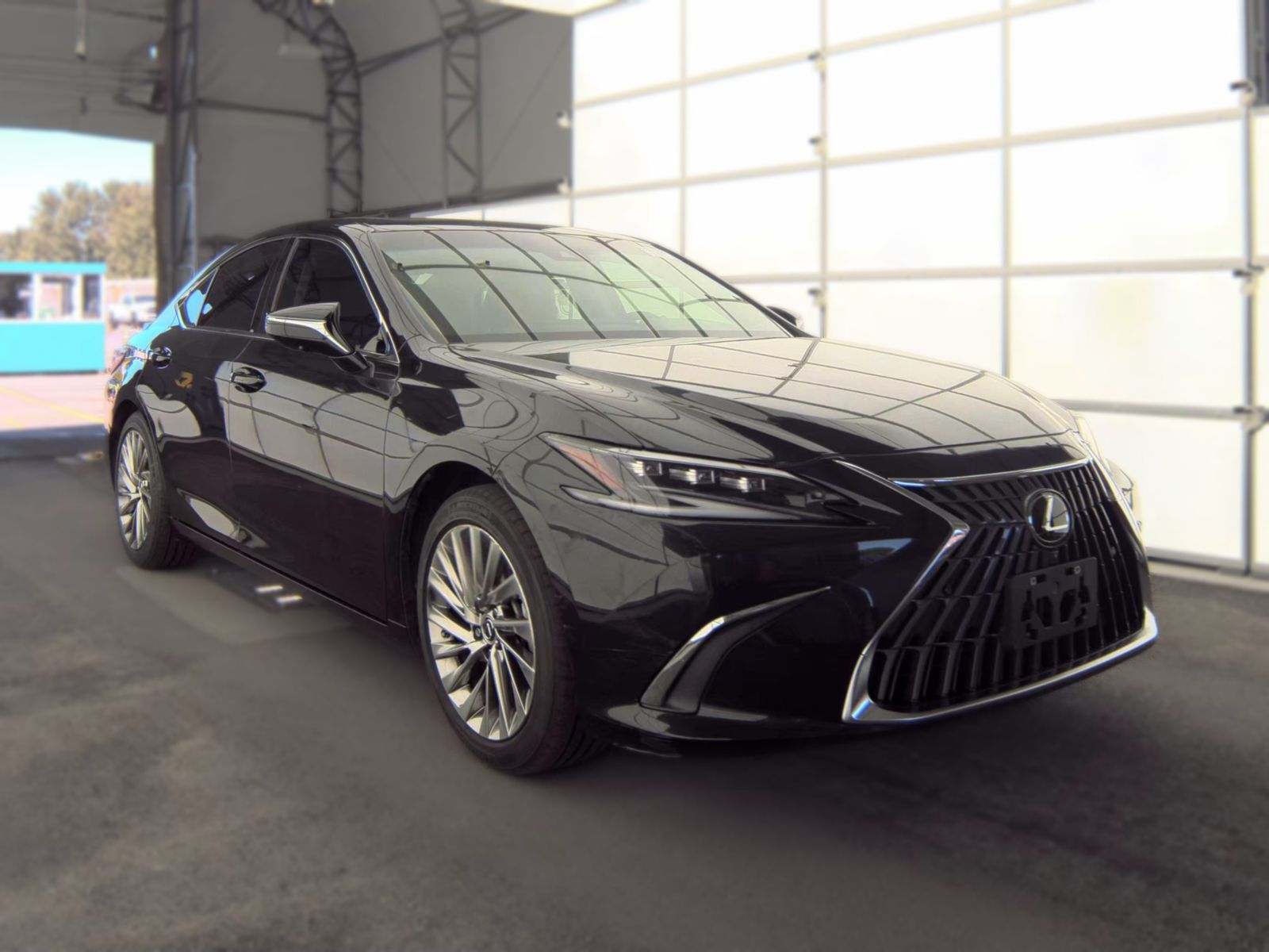 2023 Lexus ES ES 300h Ultra Luxury FWD