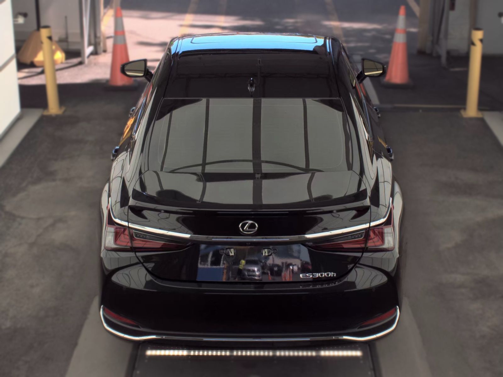 2023 Lexus ES ES 300h Ultra Luxury FWD